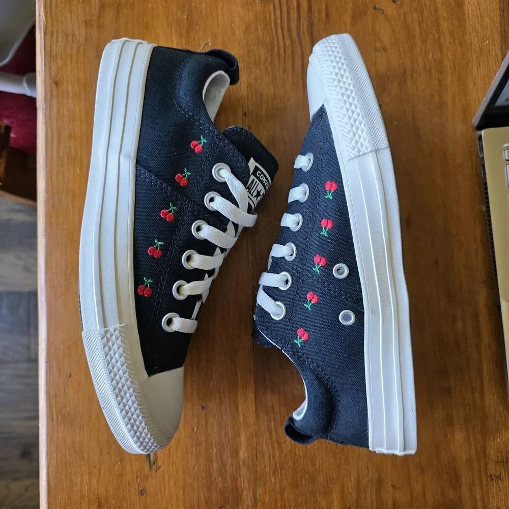 Converse Chuck Taylor All Star Madison Low Black Embroidered Cherries Size 7